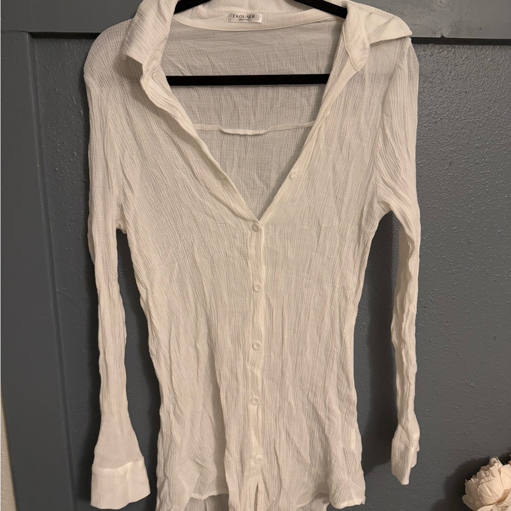 H&M Cream Long Sleeve Fitted Button Down Shirt
